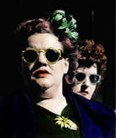 info_femmes_color.jpg (65355 octets)